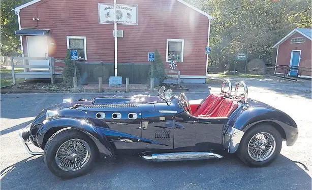  ?? PHOTOS BY JIM MOTAVALLI VIA THE NEW YORK TIMES ?? The car enthusiast Roger Allard is making his own version of the Allard J2X, inspired by the British racecar. But he doesn’t have the blessing of the Allard family behind the original.