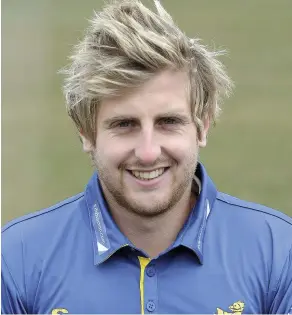  ??  ?? > Fast bowler Tom Allin played for Warwickshi­re up until 2013