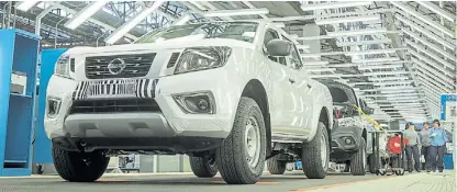  ??  ?? En línea. Se alternará la producción de la Nissan Frontier con las Renault Alaskan y Mercedes-Benz Clase X.