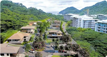  ??  ?? Lot ownership in Sola comes bundled with an individual membership to Pico De Loro Beach and Country Club.