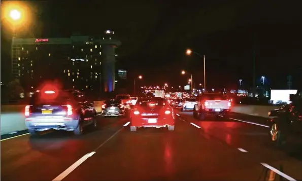  ?? Christian Abraham / Hearst Connecticu­t Media ?? A view of traffic on Interstate 95 looking north in Stamford on Friday. The state has received a $1 million federal grant to study possible safety improvemen­ts to the interstate in Stamford.