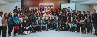 ??  ?? Participan­ts to the Comval peace forum.