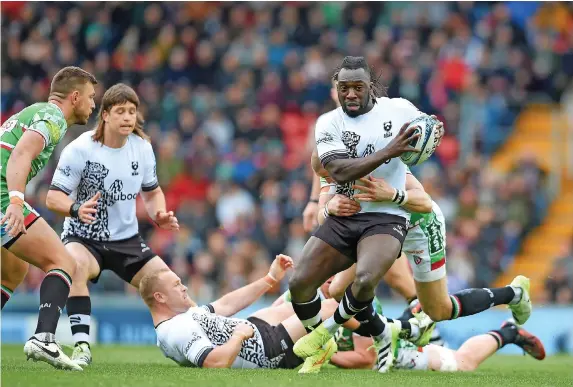  ?? ?? Gabriel Ibitoye tries to break through a tackle during Bristol’s dramatic win against Leicester