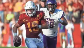  ?? STEVEN BRANSCOMBE/USA TODAY SPORTS ?? Iowa State quarterbac­k Brock Purdy will need to be sharp Satuday as the Cyclones take on No. 12 Iowa in Jack Trice Stadium.