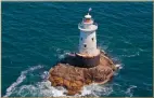  ?? PHOTO BY JEREMY D'ENTREMONT ?? Graves Lighthouse, Boston Harbor, Massachuse­tts Sakonnet Lighthouse, near Little Compton, Rhode Island