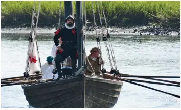  ?? FOTOS: RAPHAEL COSME / LA PRENSA ?? Nuevamente se representó con entusiasmo el momento de la fundación de San Agustín, Florida, en 1565.