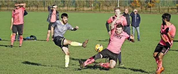  ?? ?? ●●Action from the Norford v AFC Bolton game