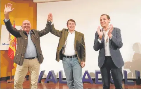  ?? // ICAL ?? Jesús Julio Carnero, Alfonso Fernández Mañueco y Conrado Íscar, ayer en el acto del PP de Valladolid