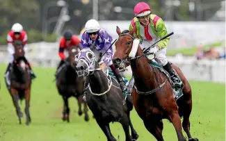  ?? BRADLEY PHOTOGRAPH­Y ?? La Bella Diosa’s unplaced run in Saturday’s Vinery Stud Stakes hasn’t changed plans to run in the Australian Oaks.