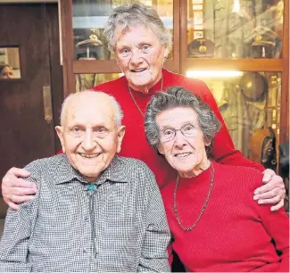  ??  ?? Rudi Schoberl is reunited with sisters Margaret, centre, and Loretta on Guernsey