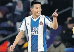  ??  ?? Wu Lei, del Espanyol, celebrando uno de sus goles.