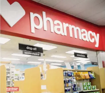  ?? Melissa Phillip/Staff photograph­er ?? CVS has announced that its pharmacies will begin charging a simple markup from the wholesale price.