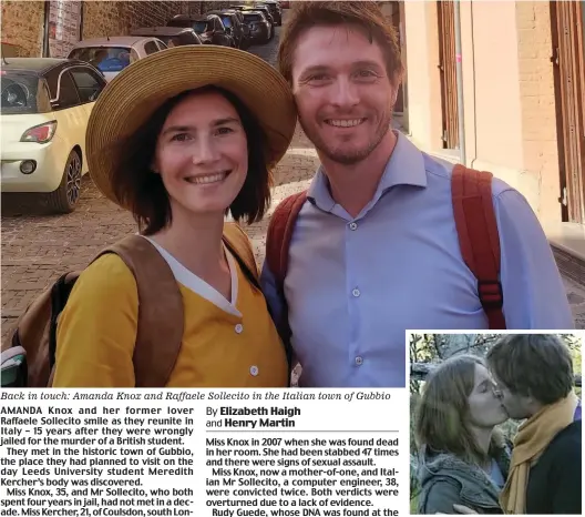  ?? ?? Back in touch: Amanda Knox and Raffaele Sollecito in the Italian town of Gubbio
Lovers: The pair in Italy in 2007