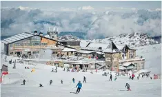  ?? ?? ▲ Ski and sun: many British visitors combine a stay in Sierra Nevada with a beach break
