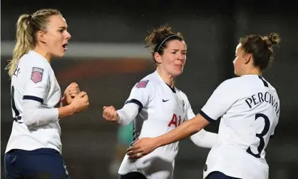  ??  ?? Emma Mitchell (centre) scored a stunning equaliser for Spurs shortly after they went down to 10 when Rosella Ayana was sent off. Photograph: Alex Davidson/Getty Images