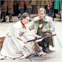  ??  ?? Elza van den Heever und Andreas Schager in „Lohengrin“an der Wiener Staatsoper.