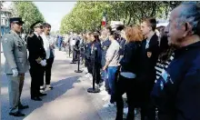  ?? - Crédits : JK ?? Le DMD et le préfet à la rencontre des jeunes de St Louis de Gonzague et de St Jean