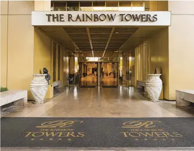  ?? ?? Rainbow Towers reception