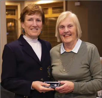  ??  ?? Pat Purcell (New Ross lady Captain) with Eleanor Roche, winner of the I.L.G.U. bronzemeda­l and sliver spoon.