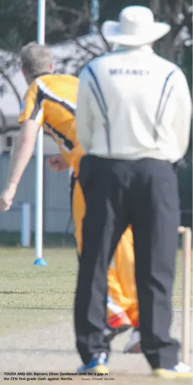  ?? Picture: STEWART McLEAN ?? TOUCH AND GO: Barron’s Ethan Sanderson aims for a gap in the CFN first-grade clash against Norths.