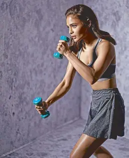  ??  ?? Bench body: Lovi Poe in a Bench/ Active sports bra (P399.75) and skirt (P579.75)