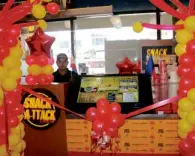  ??  ?? SNACK-A-TTACK successful­ly launched another branch at the heart of Urdaneta City!