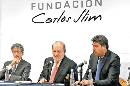  ??  ?? En el acto de la fundación que lleva su nombre también estuvo Arturo Elías Ayub.