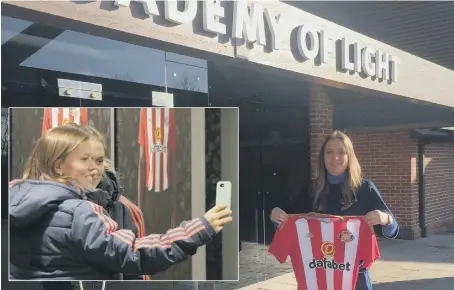  ??  ?? Anke Preuss at the Academy of Light (main picture) and (inset) taking a selfie with fellow new signing Dominique Bruinenber­g at the Stadium of Light