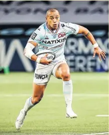  ??  ?? Très attendus pour leur première associatio­n en club, Gaël Fickou et Virimi Vakatawa ont montré de belles dispositio­ns ce samedi contre Clermont, étant impliqués sur plusieurs essais du Racing 92. Photos Icon Sport