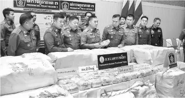  ??  ?? In this Oct 17 file photo, Thai police show the 508kg of Ice seized from an abandoned pick-up truck to the media. — Bernama photo