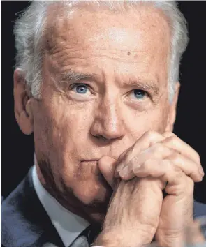  ??  ?? Joe Biden im Februar 2014 (links) und 2011 als Vize von Präsident Barack Obama (oben rechts) und 1987 als Senator von Illinois.