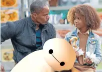 ??  ?? A new deal: Jamie Foxx and Quvenzhane Wallis star in a modern-day version of the hit musical Annie.