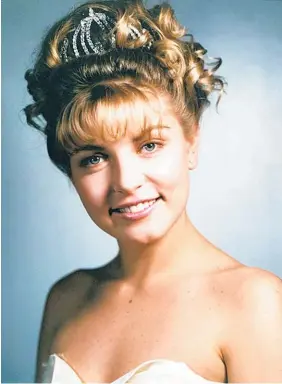  ??  ?? Sheryl Lee as Laura Palmer in the first series of