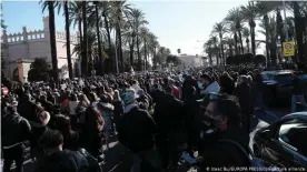  ??  ?? Proteste gegen die Corona-Maßnahmen auf Mallorca