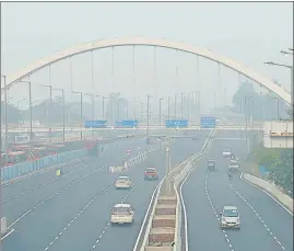  ?? PTI ?? Vehicles ply amid a hazy weather in New Delhi on Thursday.