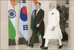  ?? MOHD ZAKIR/HT PHOTO ?? Prime Minister Narendra Modi with South Korean President Moon Jaein, Hyderabad House, New Delhi, July 10
