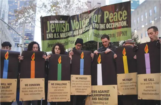  ?? (Courtesy) ?? MEMBERS of Jewish Voice for Peace demonstrat­e in New York in 2015.