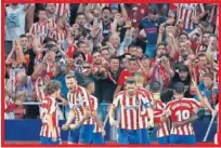  ??  ?? La remontada del Atleti le permite liderar la clasificac­ión.