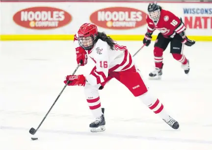  ?? DAVID STLUKA / FILES ?? Sarah Nurse says the success of her athlete cousins Darnell and Kia “drives” her to excel in top-flight hockey.