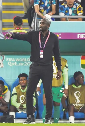  ?? ?? Gibt seinen Spielern die Richtung vor bei dieser WM: Ghanas Nationaltr­ainer Otto Addo