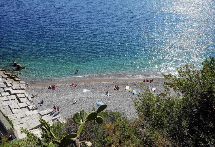  ?? PHOTO: ANNA KING SHAHAB ?? Little coves of Amalfi.