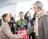  ??  ?? Greta Thunberg mit Christine Lagarde, der Chefin des Internatio­nalen Währungsfo­nds (IWF)