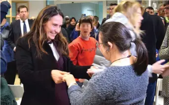  ?? ?? La ministra Alessandra Locatelli durante un incontro in un centro a Pescara