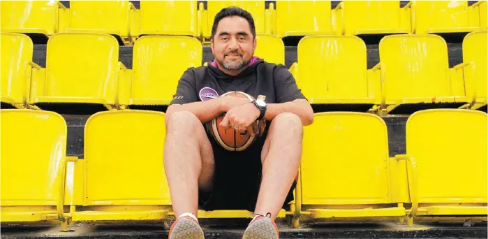  ?? ESPECIAL ?? El ex basqueboli­sta profesiona­l se dedicó en serio a ese deporte desde los 14 años.