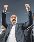  ?? FOTO: AFP ?? Auch FIFA-Präsident Gianni Infantino drohen Konsequenz­en.