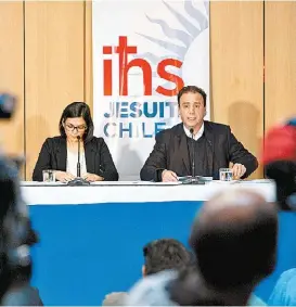  ?? AP ?? El provincial Cristián del Campo, ayer en conferenci­a de prensa.