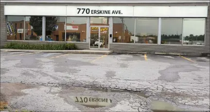  ?? Examiner ?? The former site of the Mapleridge Seniors Centre at 770 Erskine Ave., which has been used for offices for the Kawartha Credit Union, is seen Friday. A zoning bylaw change is being sought to convert the building into stores.