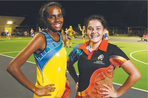  ?? Picture: BRENDAN RADKE ?? CAN’T WAIT: GWS Sharks’ Rhyanna Yow-Yeh and Shiianne Barlow of Trinity Beach Bulldogs will be in the indigenous schoolgirl­s team to play in NZ.