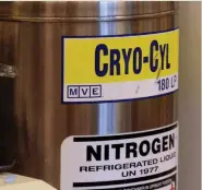  ??  ?? Egg harvesting and identifica­tion: Preparatio­n for egg freezing:
Egg freezing: HOW MANY EGGS CAN BE STORED IN A SESSION? HOW SAFE IS EGG FREEZING?