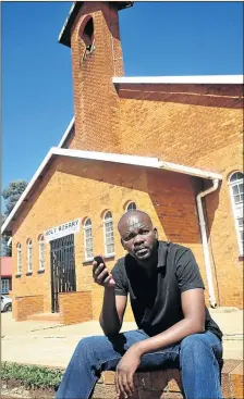  ?? PHOTO: VELI NHLAPO ?? DISTRAUGHT: Father Victor Ngwenya of the Holy Rosary Catholic Church in Phiri tells of how they were robbed at gun point